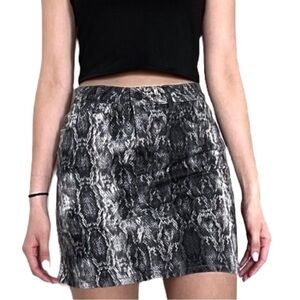 ZARA basic snakeskin denim mini skirt